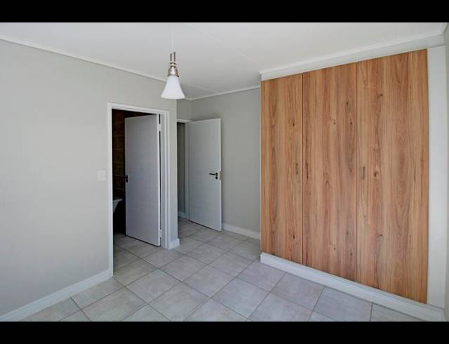 2 BEDROOM PROPERTY TO RENT IN LINBRO PARK